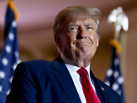 Assaut du Capitole: poursuites pénales contre Trump recommandées