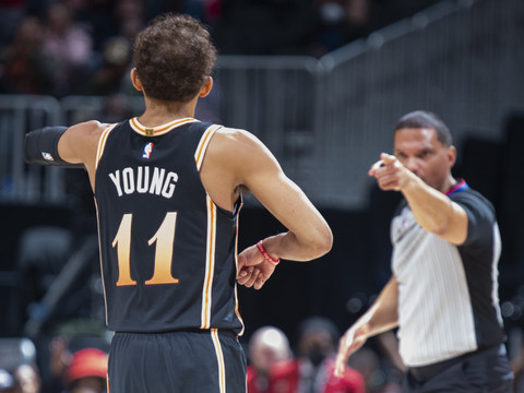 Les Hawks mettent fin à la série victorieuse du Magic