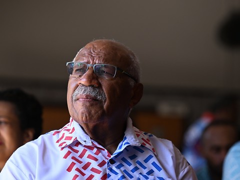 Législatives aux Fidji: le parti du Premier ministre sortant conteste la défaite