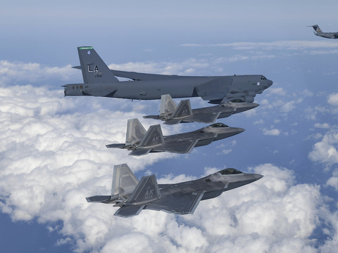La Corée du Nord tire deux missiles balistiques à courte portée