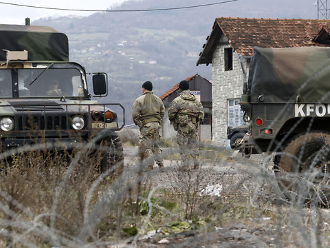 Belgrade dépêche le chef des armées à la frontière avec le Kosovo