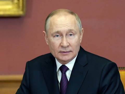 Prix plafond: la Russie va interdire la vente de son pétrole