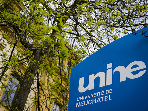 Uni de Neuchâtel: opposition à toute hausse de la taxe d’études