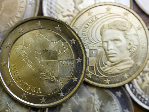 La Croatie adopte l'euro et intègre l'espace Schengen