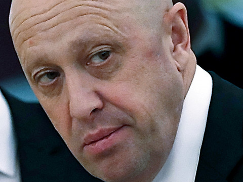 Russie: des prisonniers libérés après avoir combattu en Ukraine
