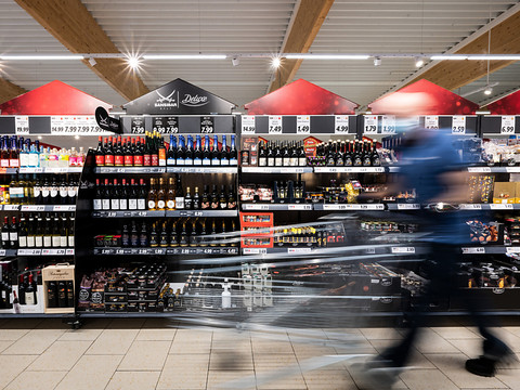 Zone euro: l'inflation poursuit son reflux en décembre
