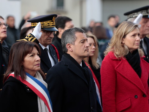 Macron rend hommage aux victimes des attentats de janvier 2015