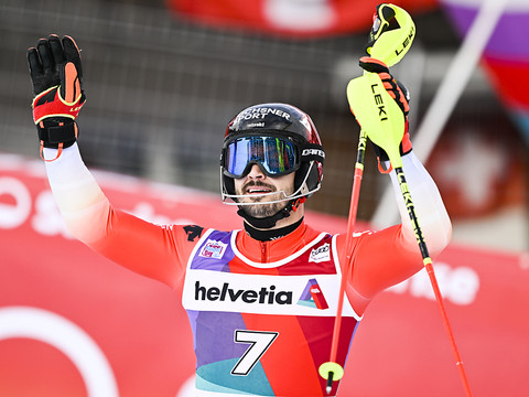 Slalom d'Adelboden: doublé norvégien, Meillard 4e