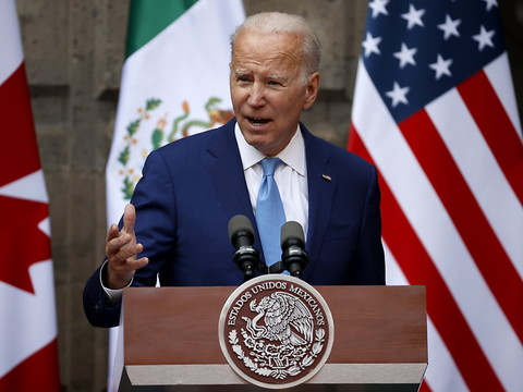 Biden dit ignorer le contenu des documents retrouvés dans un bureau