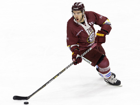 Pouliot rempile un an à Genève-Servette
