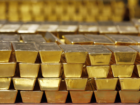 L'or à un plus haut de huit mois