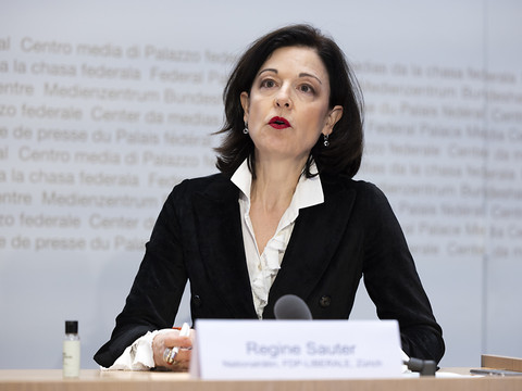 Densité hospitalière trop élevée en Suisse, dit la présidente de H+