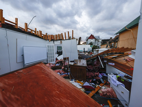 Des tornades font au moins 7 morts dans le sud-est des Etats-Unis