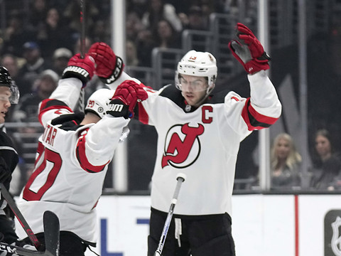 Un quatrième succès de rang pour les Devils