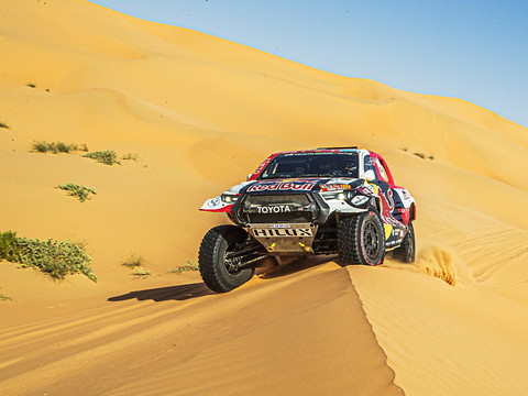 5e Dakar pour Al-Attiyah en auto, 2e sacre pour Benavides en moto