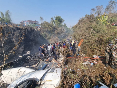 Accident d'avion: plus d'espoir de retrouver des survivants