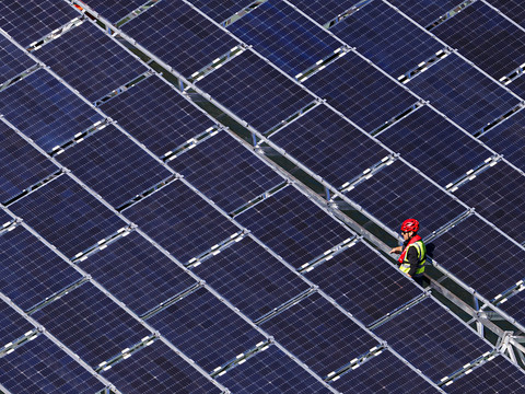 Nouvelle étude annoncée pour un projet solaire en Valais