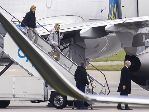 La première dame ukrainienne Olena Zelenska est arrivée en Suisse
