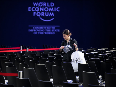 Berset ouvre un WEF sans tête d'affiche mais intense pour la Suisse