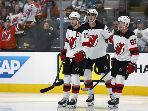 Un 5e succès de suite pour les Devils