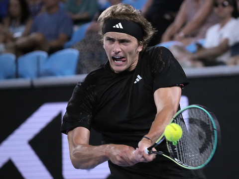Zverev renoue avec la victoire
