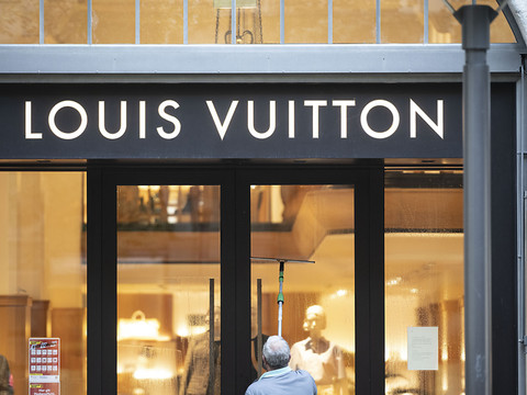 LVMH dépasse les 400 milliards d'euros de capitalisation boursière