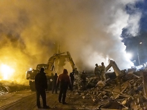 Un hélicoptère s'écrase près d'une école non loin de Kiev: 16 morts