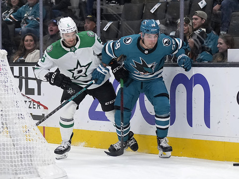 Meier marque, les Sharks renversants