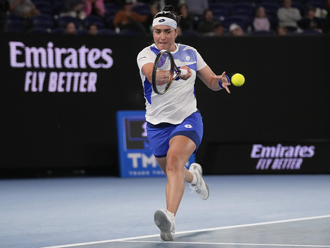 Jabeur battue par Vondrousova au 2e tour à Melbourne