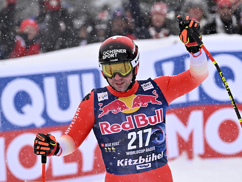 Feuz 16e pour sa der', Kilde impressionnant
