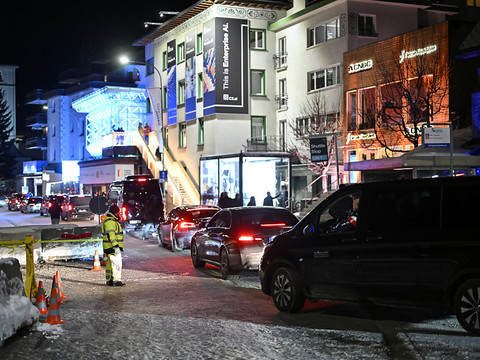 La crise énergétique n'a pas éteint la promenade de Davos (GR)