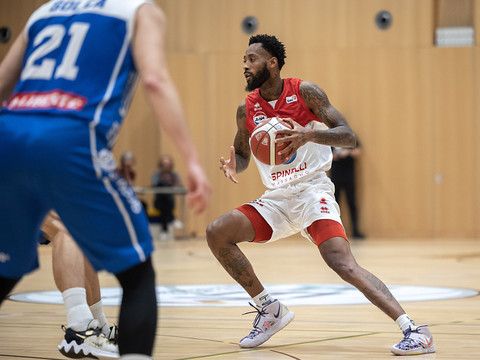 Massagno remporte le match au sommet à Fribourg