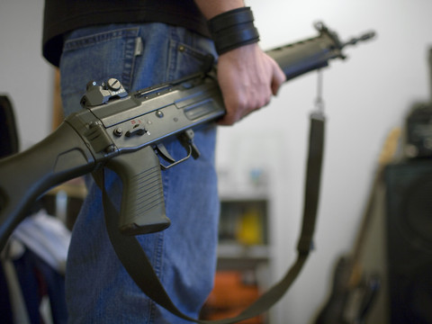 Près de cent armes militaires annoncées comme volées en 2022