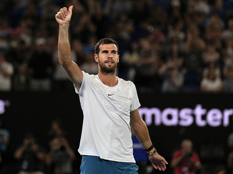 Karen Khachanov premier qualifié pour les demi-finales