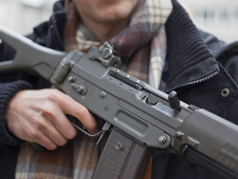 La réexportation de matériel vers l'Ukraine doit être autorisée