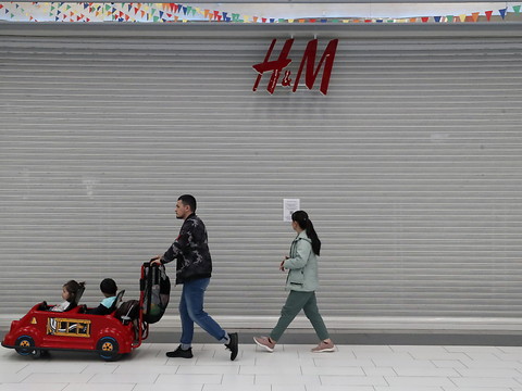 H&M annonce une perte inattendue au quatrième trimestre