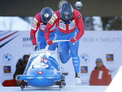 Michael Vogt en lice pour une médaille