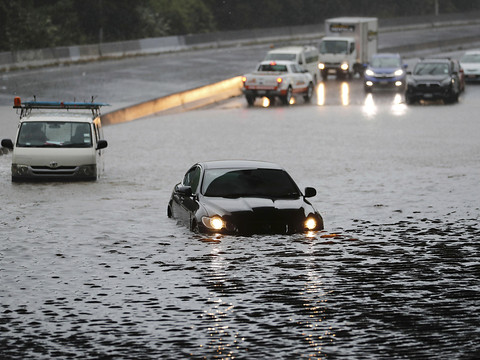 Le bilan des inondations à Auckland grimpe à quatre morts
