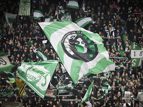 Une panne ferroviaire retarde des fans du FC St-Gall