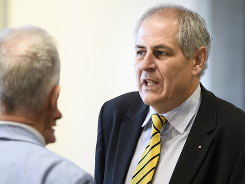 Le gouvernement doit intervenir sur le long terme (pharmacien)