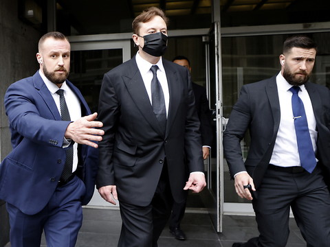 Musk déclaré non coupable de fraude pour ses tweets sur Tesla