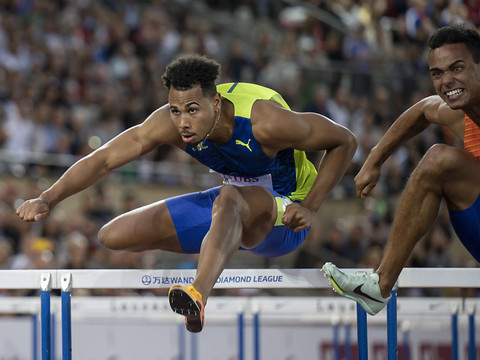 Joseph bat deux fois son record de Suisse du 60 m haies