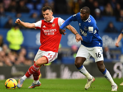 Arsenal tombe à Everton pour sa deuxième défaite