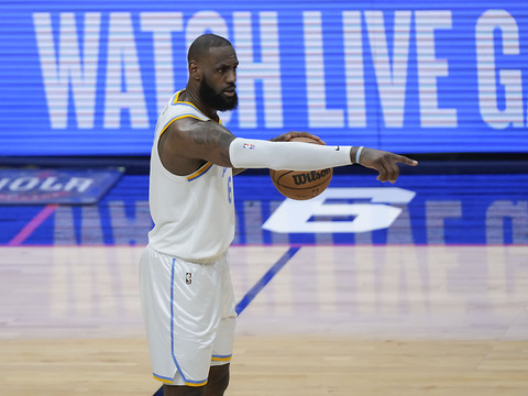LeBron James à 36 points d'Abdul-Jabbar