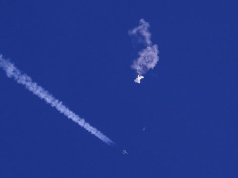 Ballon abattu: Pékin a refusé samedi un appel du chef du Pentagone