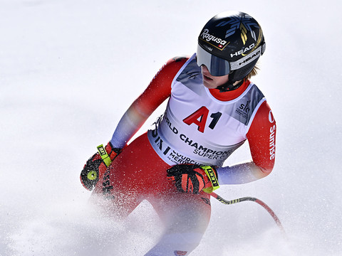 Mondiaux: les Suissesses se ratent en Super-G, Bassino titrée
