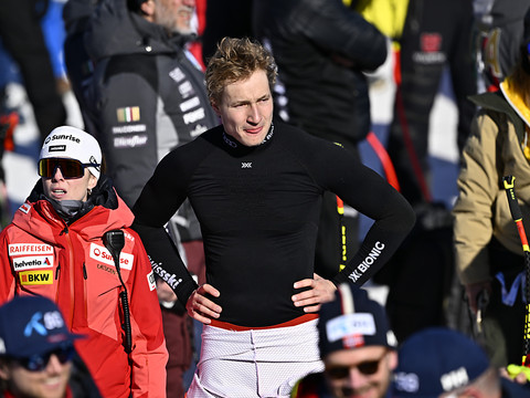 Echec suisse en Super-G, Crawford titré