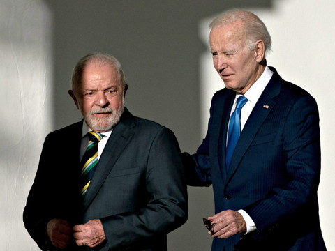 Biden et Lula jurent de défendre une démocratie 