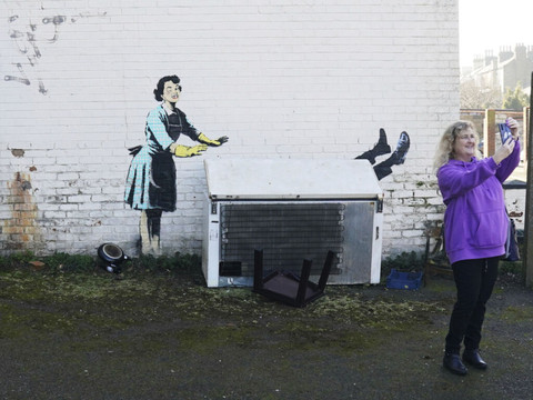 Saint-Valentin : une oeuvre sur les violences conjugales de Banksy