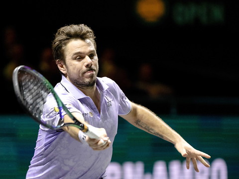 Wawrinka en quarts de finale à Rotterdam